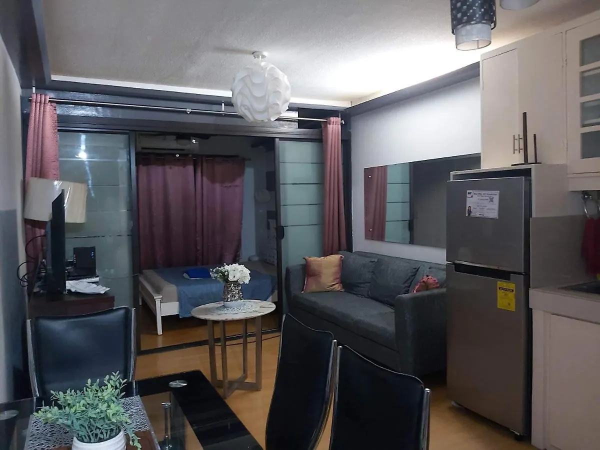 Apartment Ri'S One Oasis W Free Pool Back Of Sm City Mall Davao Philippines