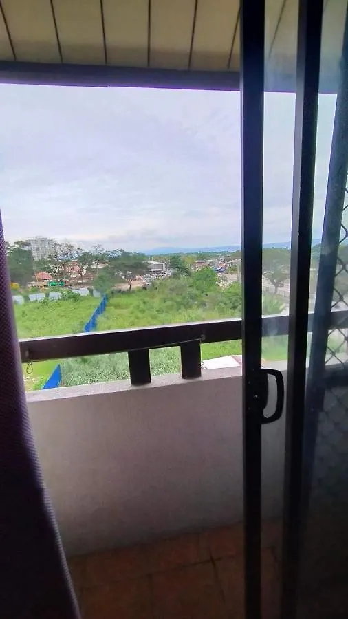 Ri'S One Oasis W Free Pool Back Of Sm City Mall Davao Apartment