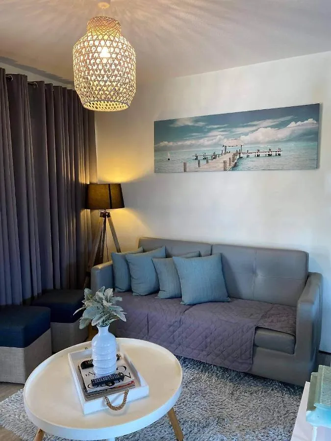 Apartment Ri'S One Oasis W Free Pool Back Of Sm City Mall Davao