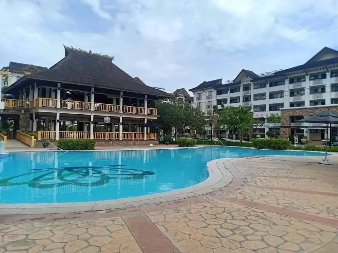 Ri'S One Oasis W Free Pool Back Of Sm City Mall Davao